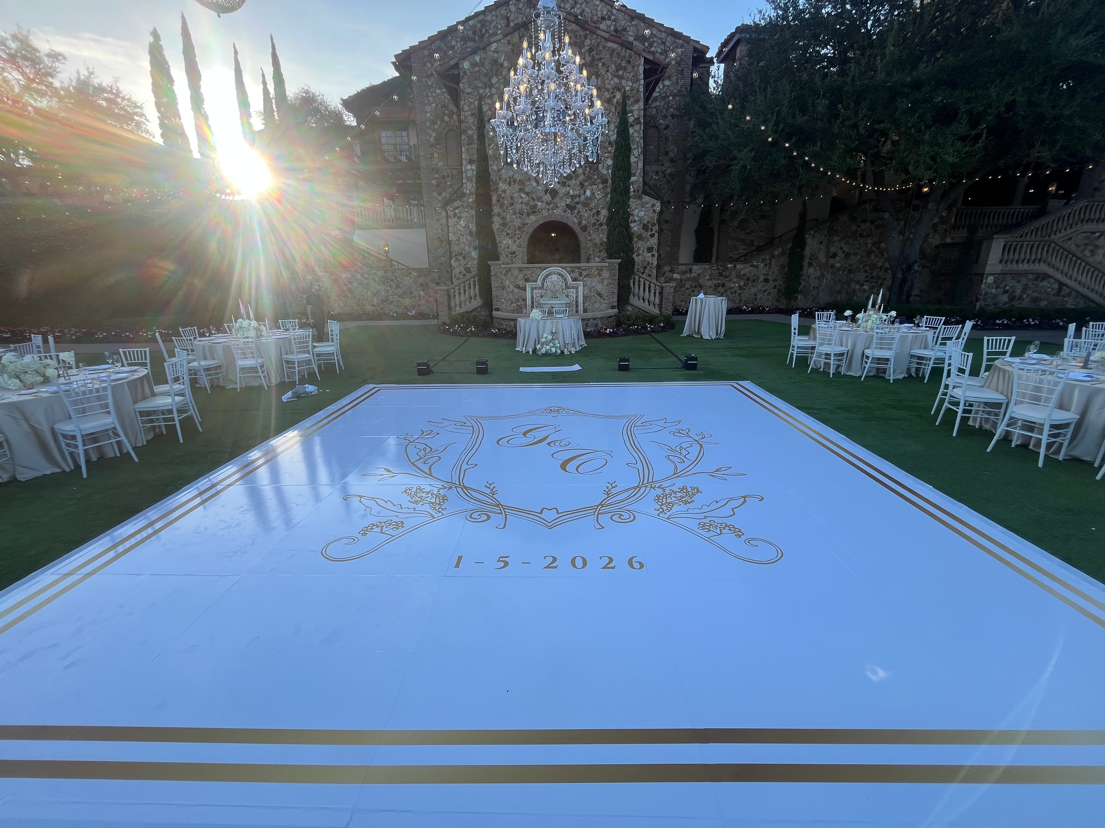 Luxurious Wedding Dance Floor