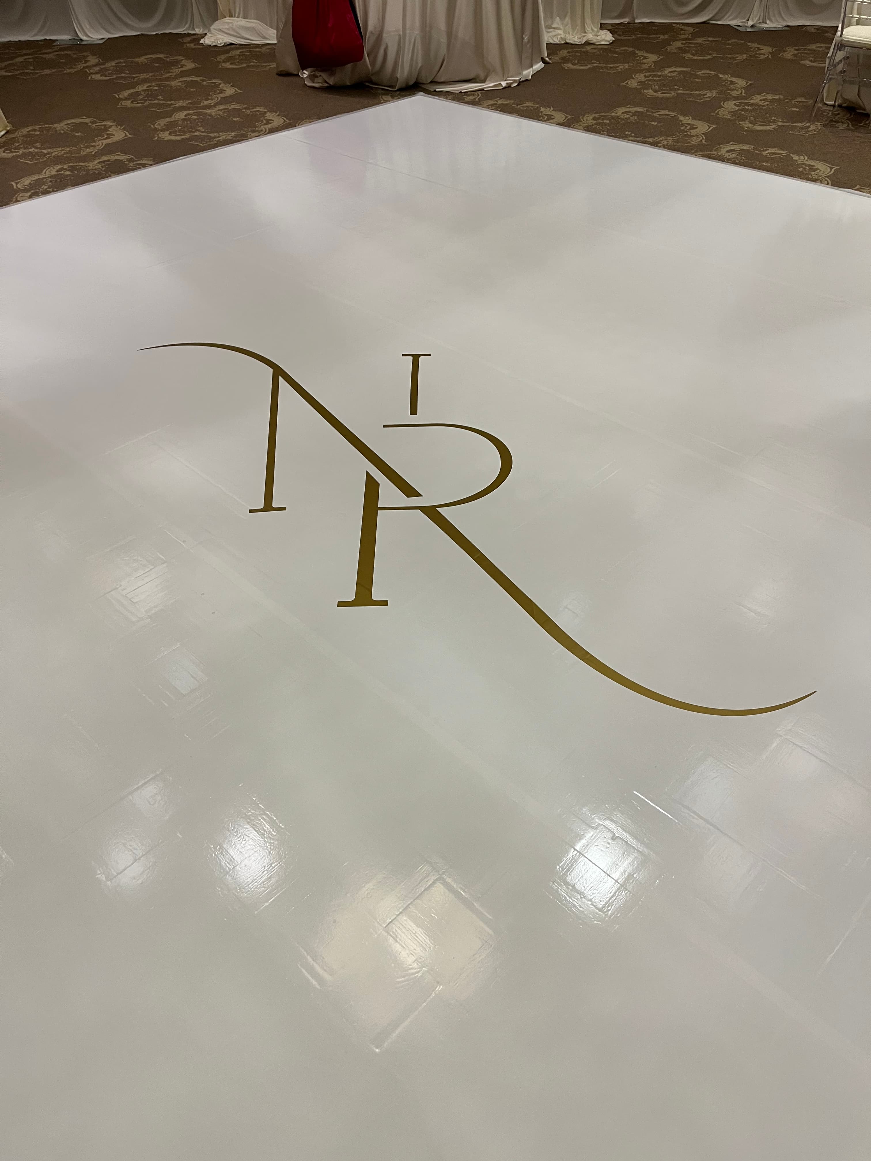 Elegant White Vinyl Wrap